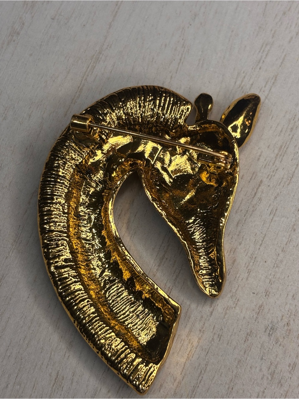 Colorful Abstract Giraffe Brooch Pin - Picture 3 of 3